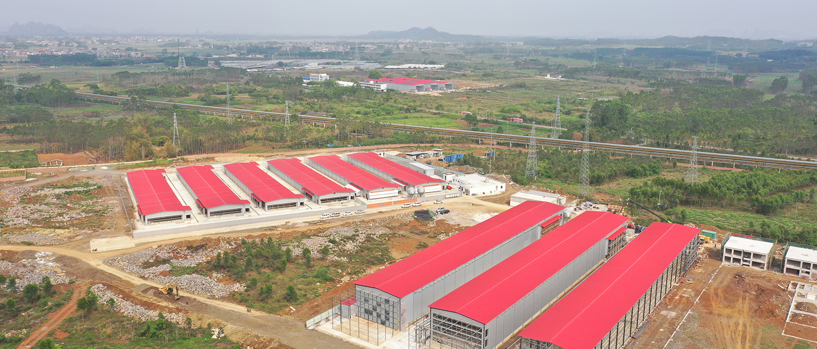Guigang Tongfa Projeto de cria&ccedil;&atilde;o de poedeiras em toda a cadeia industrial de 3,6 milh&otilde;es de aves