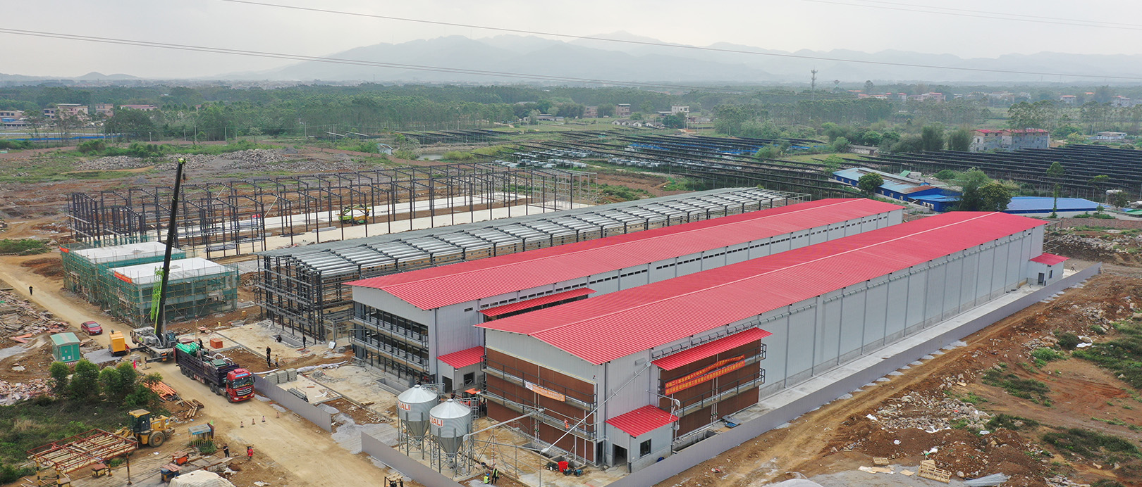 Guigang Tongfa Projeto de cria&ccedil;&atilde;o de poedeiras em toda a cadeia industrial de 3,6 milh&otilde;es de aves